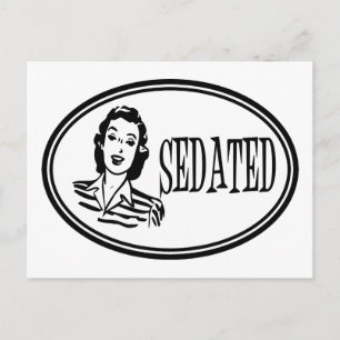 Sedierte Retro-Hausfrau Postkarte