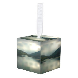 See in den Bergen Würfelornament