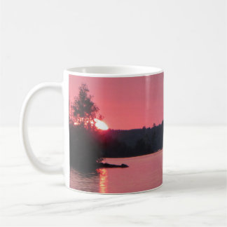 See-Vermilion Sonnenuntergang-Rosa-Rose Sun Kaffeetasse