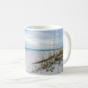 Seeadler und weißer Sandstrand Morgens klassische  Kaffeetasse