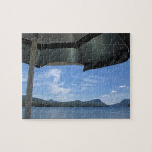 Seeansicht unter Regenschirm Puzzle