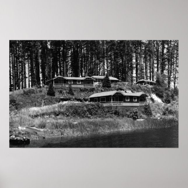 Seehütten Tahkenitch Resort an der Küste von Orego Poster (Vorne)