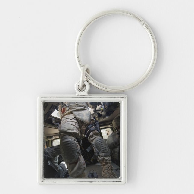 Seeleute lernen Verfahren für den Verband kennen Schlüsselanhänger (Vorne)