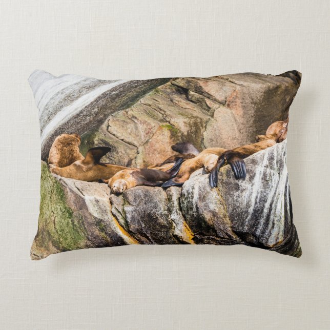 Seelöwen auf den Felsen Dekokissen (Vorderseite)