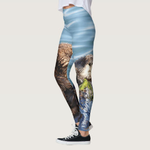 Seeottermutter und -welpe mit Kelp Leggings