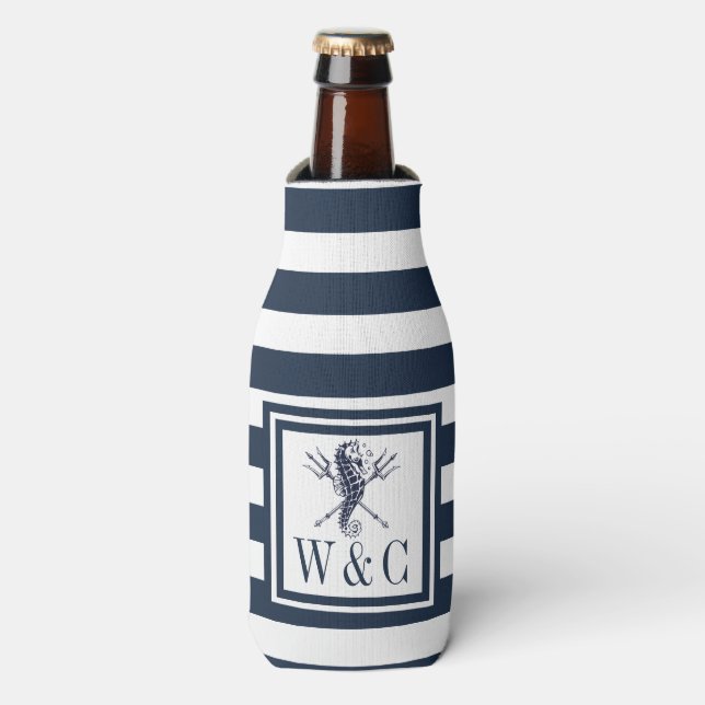 Seepferd Nautical Monogram Navy Blue Strip Flasche Flaschenkühler (Flaschenvorderseite)