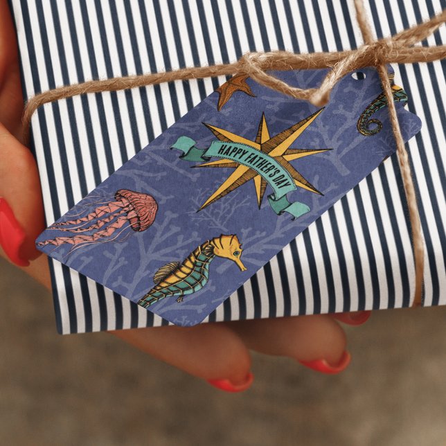 Seepferd Navy Ocean Animal Nautic Star Geschenkanhänger (Under the Sea Navy Blue Coastal Gift Tag. Nautical Star, Seahorse, Starfish, Jellyfish, Coral. Photo)