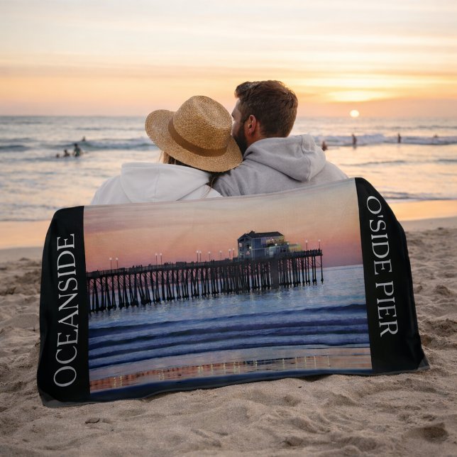 Seepromenade Pier Cali Urlaub Strandtuch (Von Creator hochgeladen)