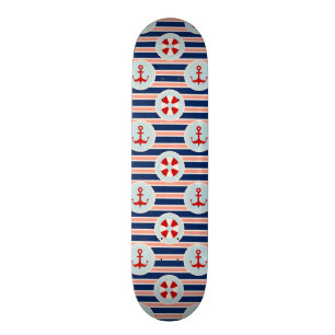 Seestreifen und Punkt-Muster Skateboard