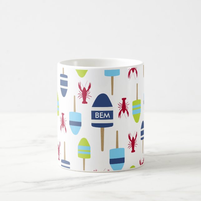 Seethemaboje und -hummer mit Monogramm Tasse (Mittel)