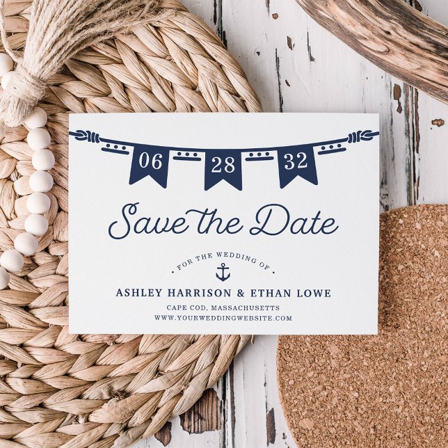 Seeverkehr | Classic Navy Blue Nautical Flags Save The Date (Von Creator hochgeladen)