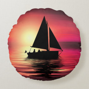 Segelboot bei Sonnenuntergang auf dem Meer Kunstde Rundes Kissen