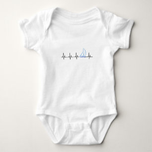 Segelboot Heartbeat Funny Sailboat Baby Strampler