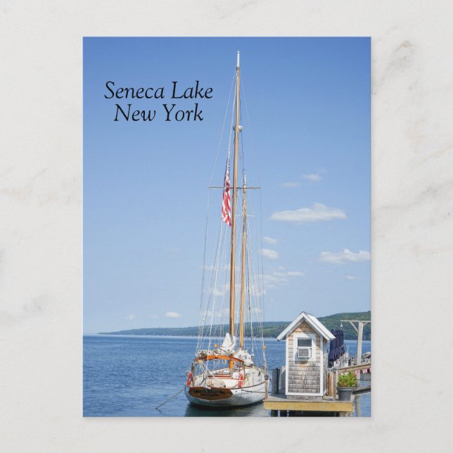 Segelboot im Seneca-See angedockt Postkarte (Vorderseite)