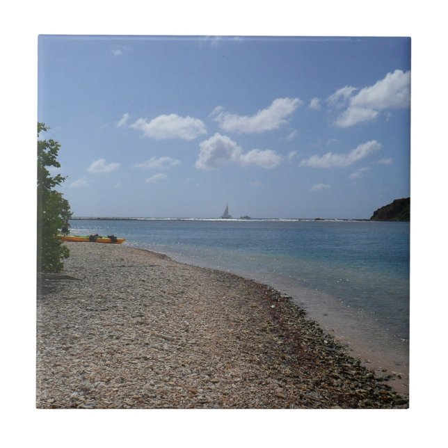 Segelboot in der Ferne bei St. Thomas Fliese (Vorderseite)