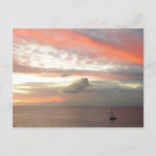 Segelboot in Sunset Beautiful Pink Seascape Postkarte