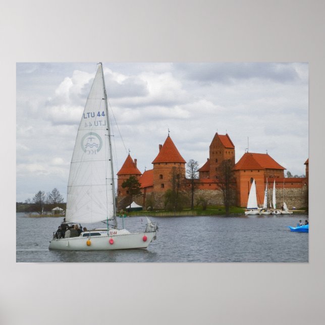 Segelboot mit Island Castle am Galvesee, Poster (Vorne)