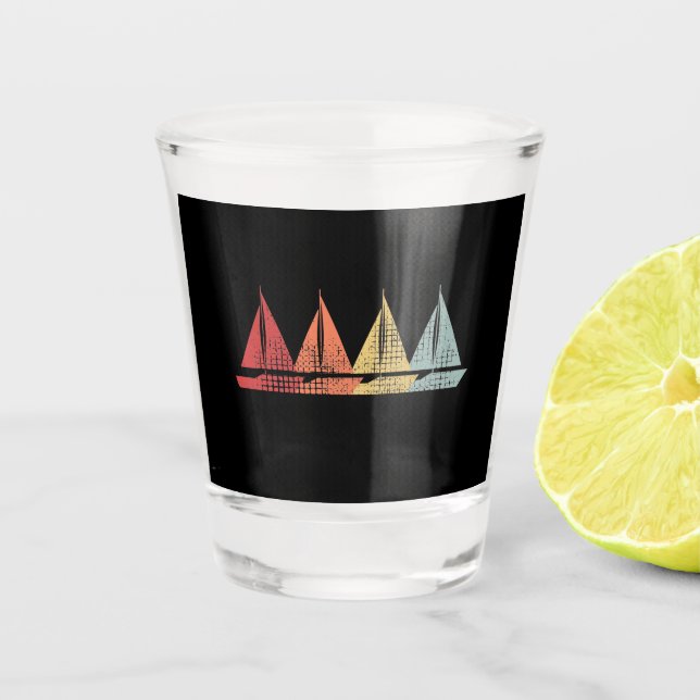 Segelboot Retro Schnapsglas (Vorderseite)
