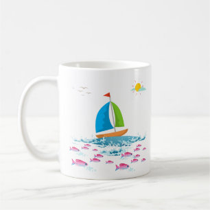 Segelboot und Tasse des Rotfischkaffees