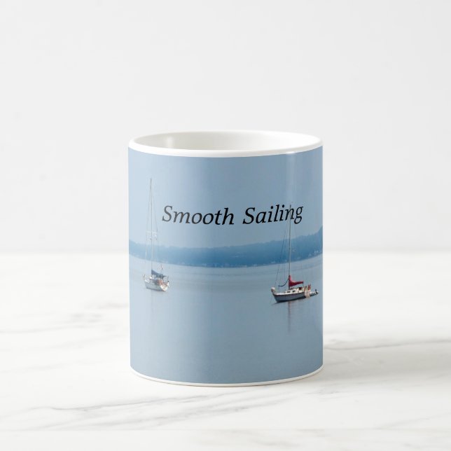 Segelboote auf dem Fluss Kaffeetasse (Mittel)