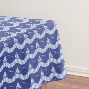 Segelboote auf einem gestreiften Seemuster Tischdecke