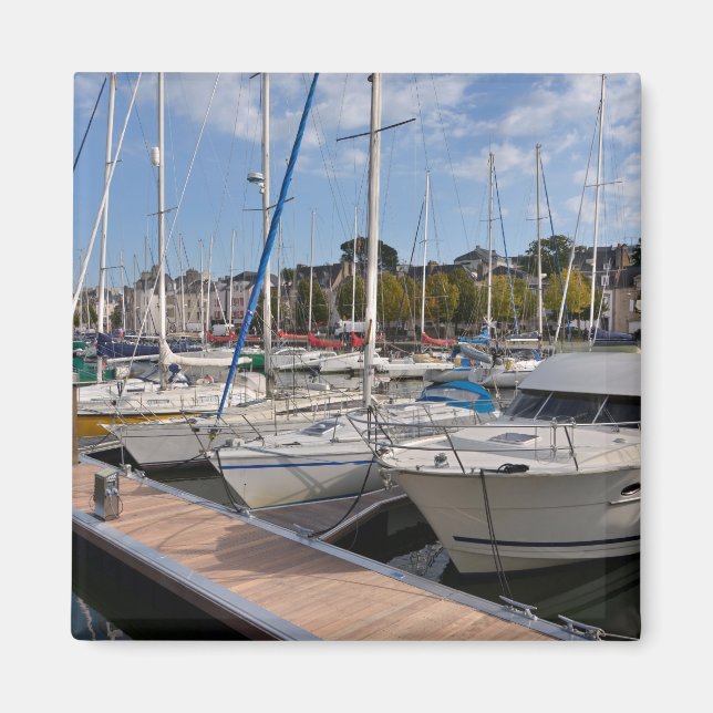 Segelboote im Hafen von Vannes in France Poster Magnet (Vorne)