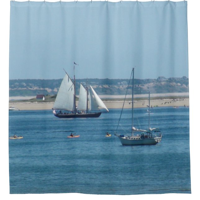 Segelboote in Provincetown in Cape Cod Duschvorhang (Vorderseite)