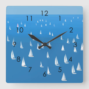 Segelboote in tiefblauem Meer - Regatta Sailboote Quadratische Wanduhr