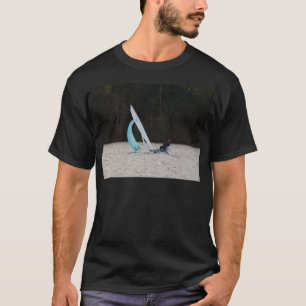Segeln-Schlauchboot mit Geschwindigkeit T-Shirt