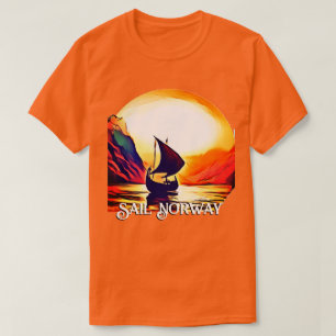 Segeln Sie mit dem Wikinger-Schiff durch Norwegen T-Shirt