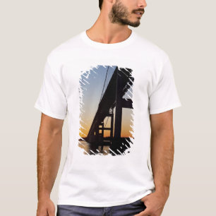 Segeln und Abfahrt aus Newport Rhode Island T-Shirt
