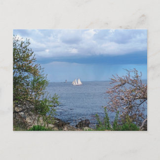 Segeln und Leuchtturm Sommer Spaß Postkarte