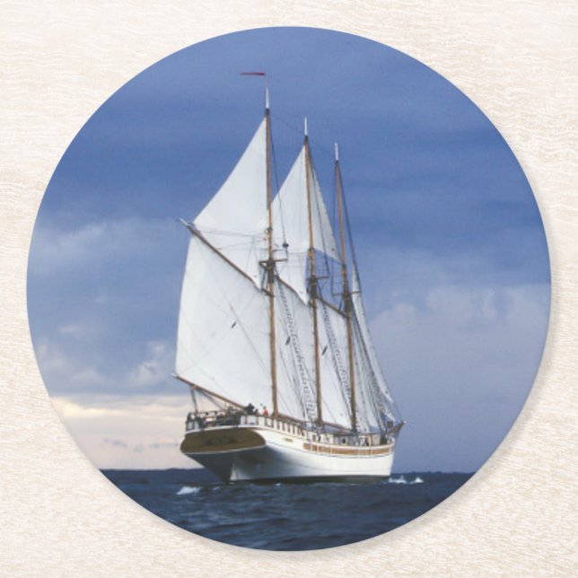 Segelschiff auf der Ostsee Runder Pappuntersetzer (Vorderseite)