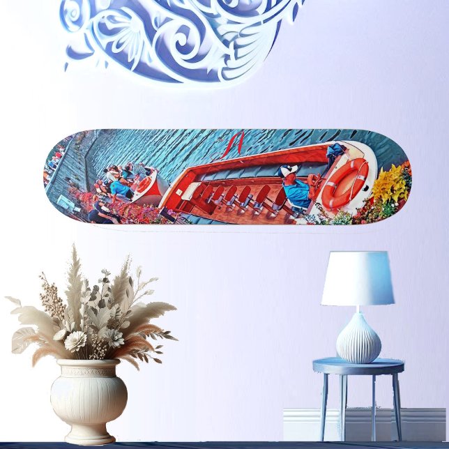 Segelschiff Canal Stillwasser Landschaft Malerei A Skateboard (Canal Boat in Still Water Scene Painting Abstract Skateboard)