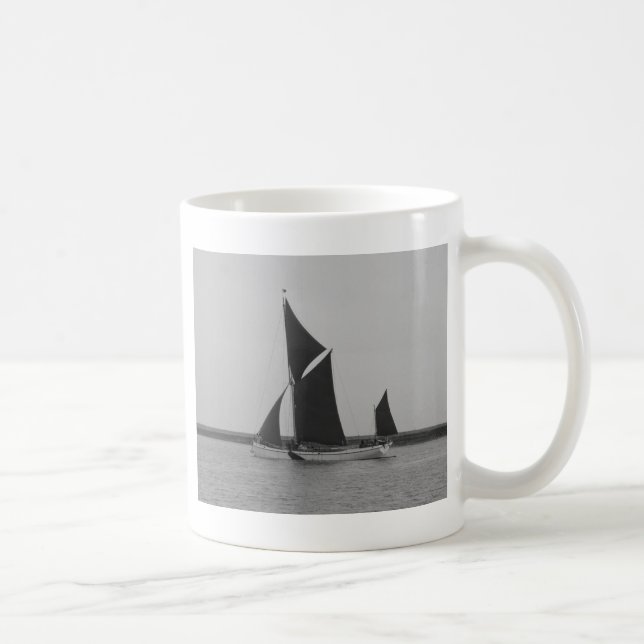 Segelschiff-Erinnerung Tasse (Rechts)