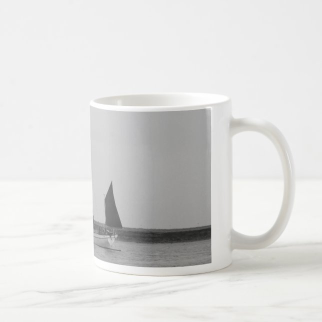 Segelschiff-Erinnerung Tasse (Rechts)