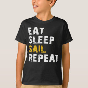 Segelschiff essen T-Shirt