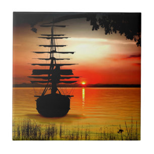 Segelschiff mit Sonnenaufgang Fliese