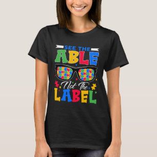 Sehen Sie, dass es nicht möglich ist, das Etikett T-Shirt