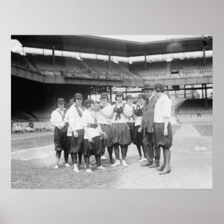 Sehr frühe Frauen Baseball Circa 1909 - 1923 Poster