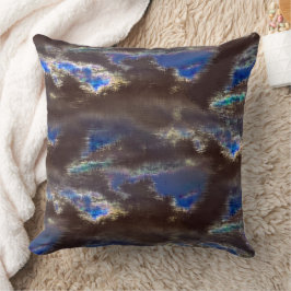 Sehr rustikale dunkle Wolken mit tropfender Versch Kissen