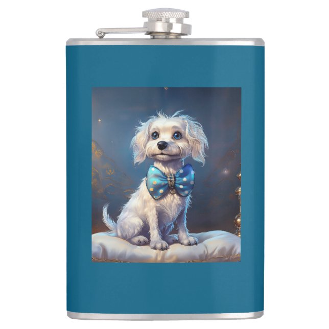 Sehr süßer kleiner Hund mit blauer Fliege Flachmann (Vorderseite)