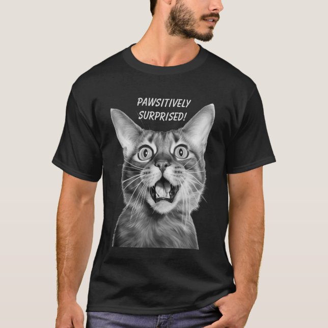 SEHR ÜBERRASCHT! Funny Crazy Cat T-Shirt (Vorderseite)