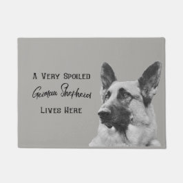 Sehr verdorbener Schäferhund-Hund Fußmatte