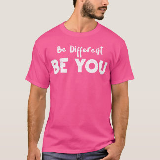 Sei anders als du Vögel. T-Shirt