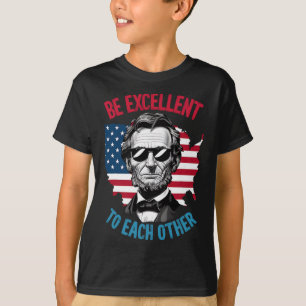 Sei ausgezeichnet zueinander Us Map Flagge Abe Abr T-Shirt