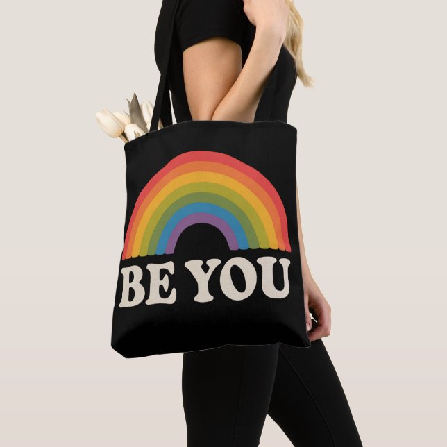 Sei du schwul lesbischer Pride LGBTQ Ally Rainbow  (Von Nahem)