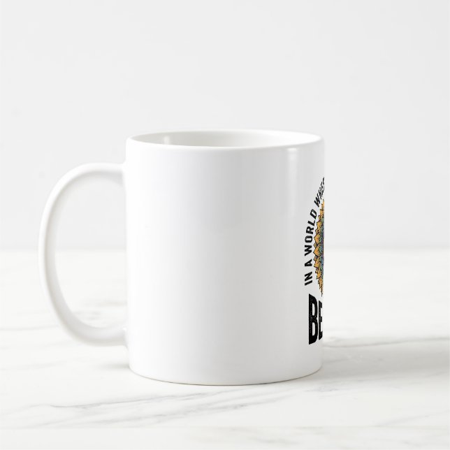 Sei freundlich Regenbogen-Blumen-Frieden Vintage-S Kaffeetasse (Links)