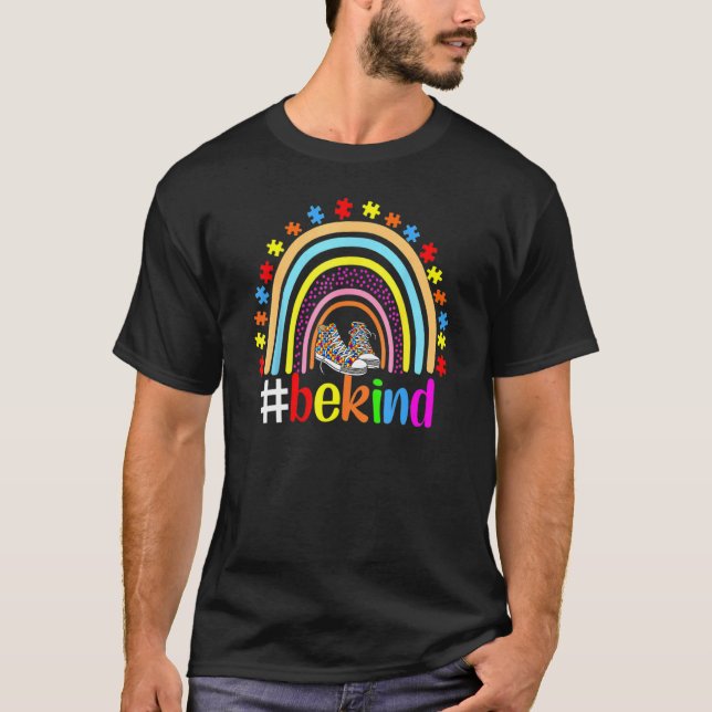 Sei nett Autismus-Bewusstsein Regenbogen-Puzzlesch T-Shirt (Vorderseite)