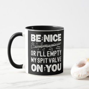 Sei nett, ich werde mein Speichelventil leeren Kla Tasse